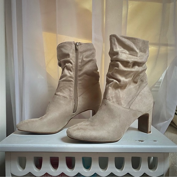 Kelly & Katie Biege Ankle Boots Woman’s 8 - Picture 1 of 6